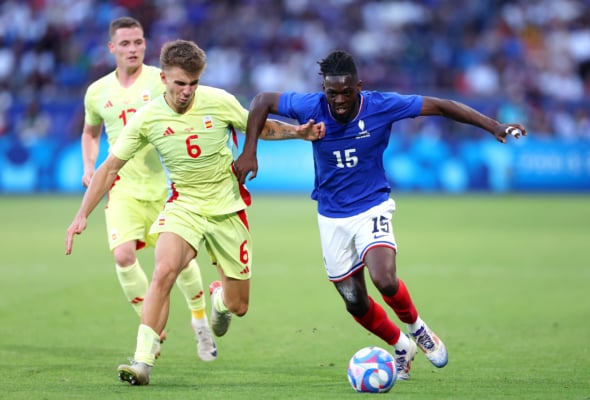 内马尔社媒向球迷致歉：联赛最后阶段加油，为我送点感到抱歉